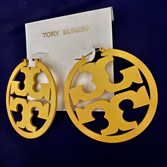 šTory Burch Authentic Yellow Double T Matte Painted Large Hoop Earrings - Picture 7 of 12